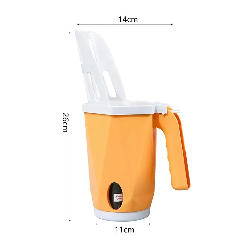 Integrated Cat Litter Scoop